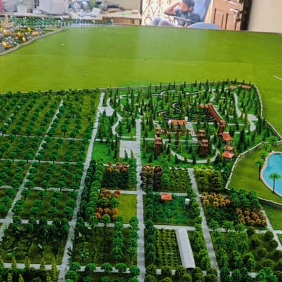 3D layout model of gated community with landscaping